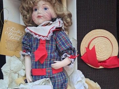 Brand new Franklin Heirloom Doll
