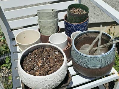 ceramic planters/pots