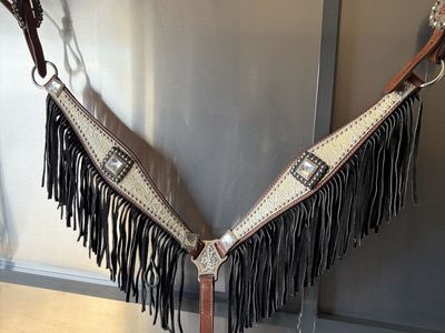 Horse breast collar
