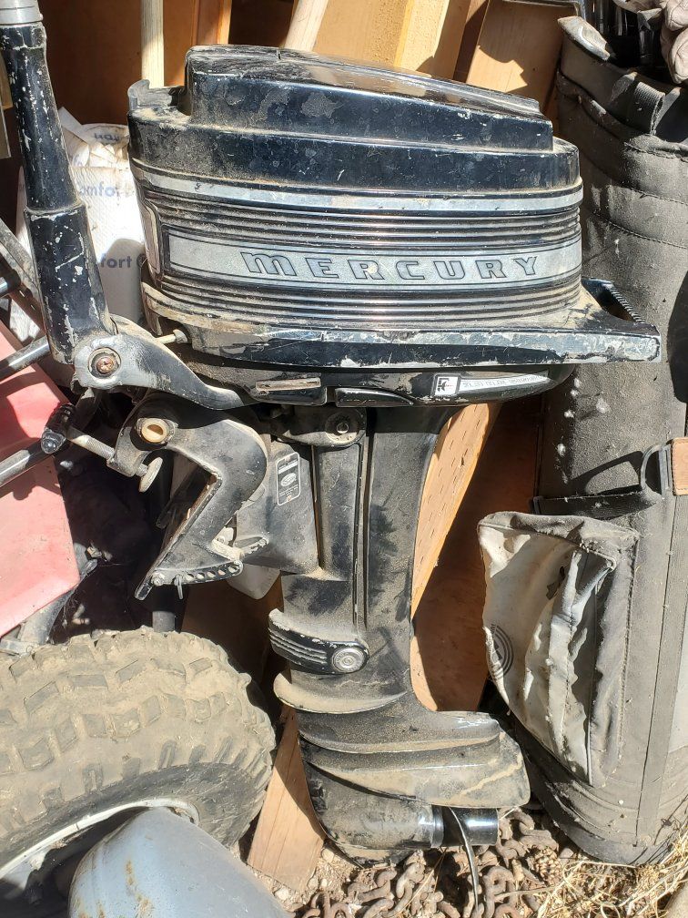 Vintage Mercury Merc 39 Outboard Boat Motor - Classic Marine Engine