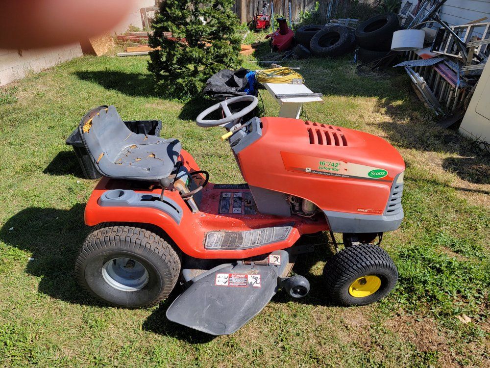 Scott's John deere riding mower