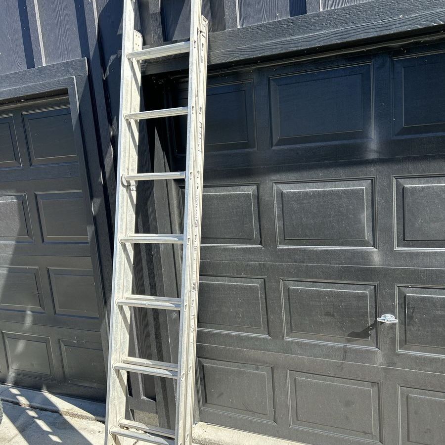 Davidson 16 ft Aluminum Extension Ladder W-2321-16
