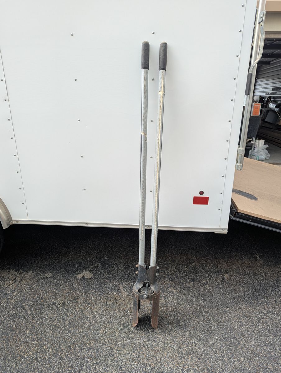 Post-hole digger