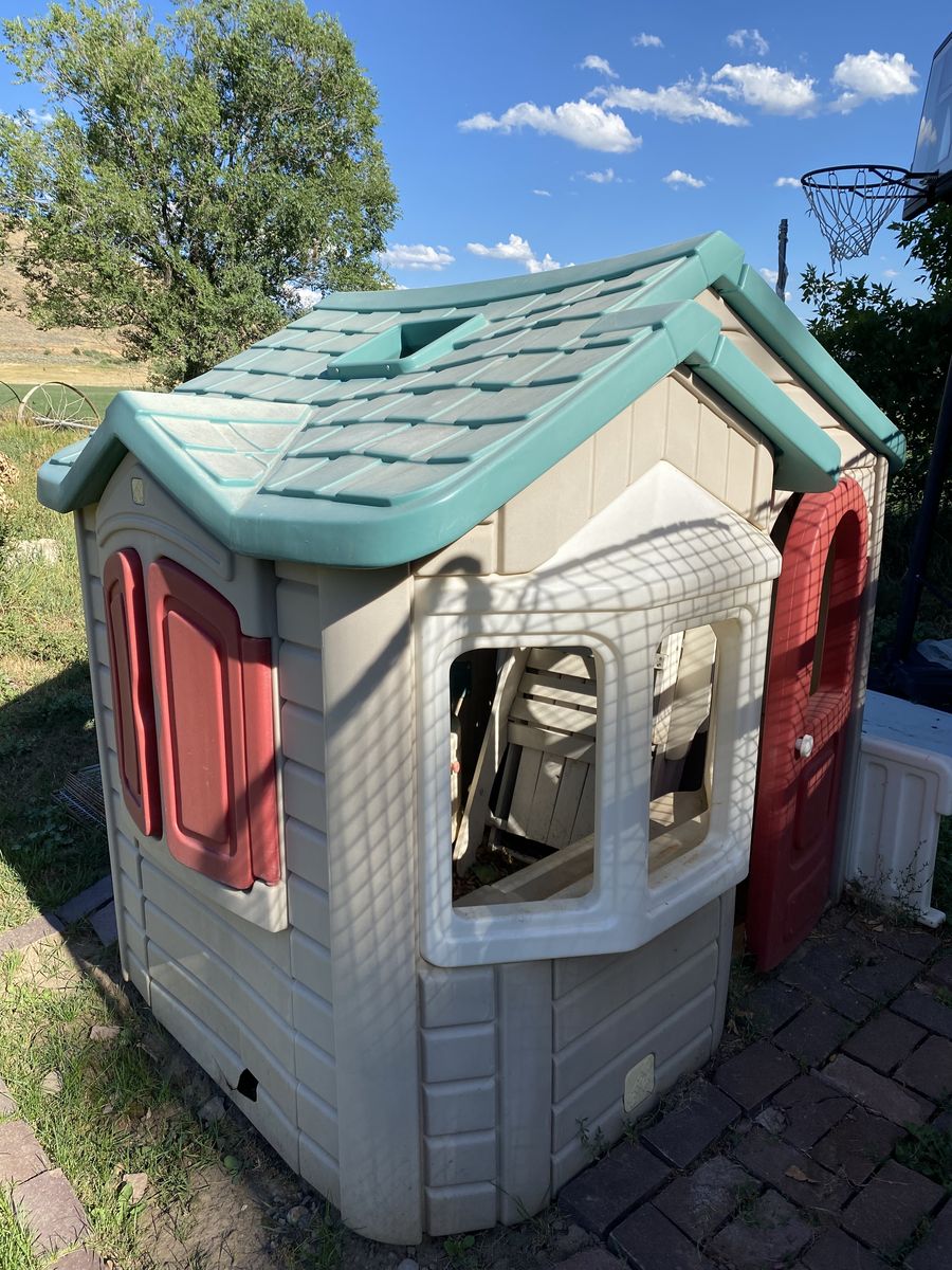 FREE Kids Playhouse