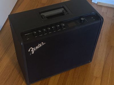 Fender Mustang GT100 Guitar Amplifier