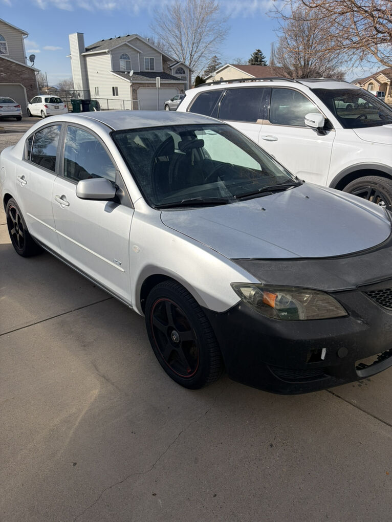 2005 MAZDA MAZDA3