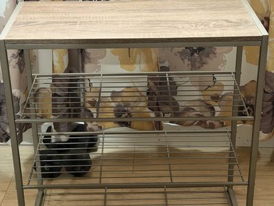 Shoe rack