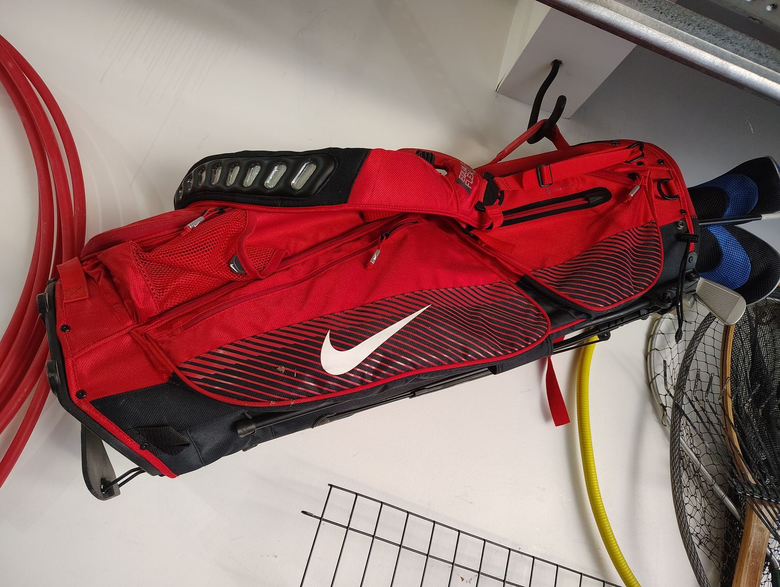 NIKE GOLF BAG
