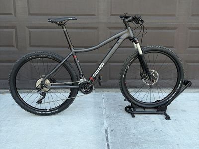 Co-op Cycles DRT 1.3 Mountain Bike - Pirate Black color, Nearly New Condition