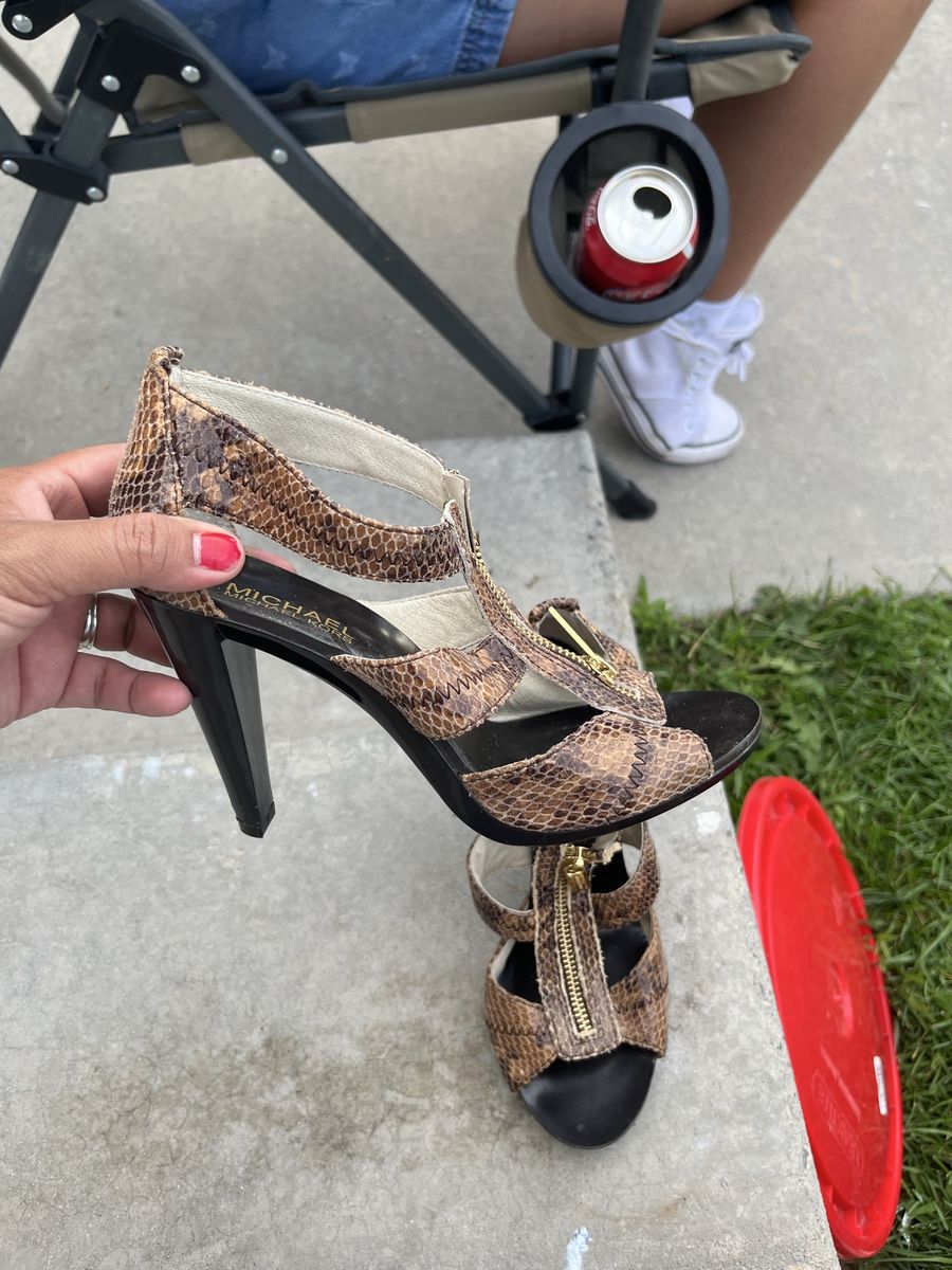 Michael Kors Brown Snake Print Open Toe Block Heel Sandals Women's Size 7 Zip Front
