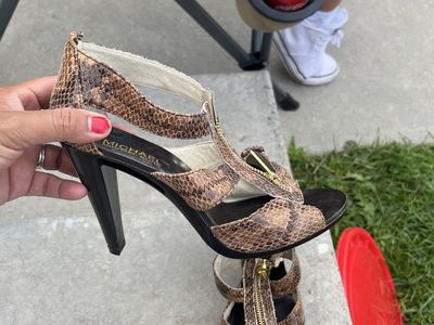 Michael Kors Brown Snake Print Open Toe Block Heel Sandals Women's Size 7 Zip Front