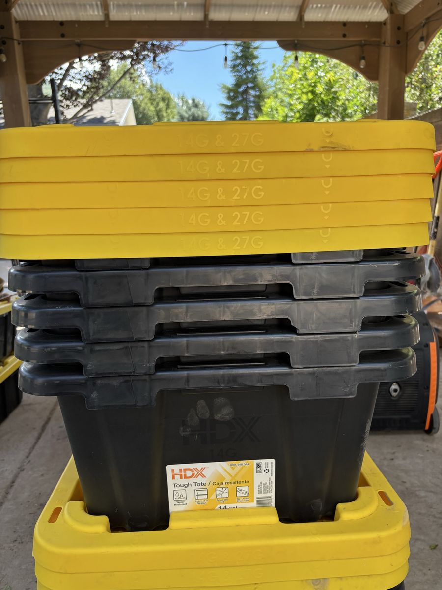 HDX 14 gallon totes