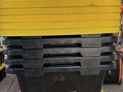 HDX 14 gallon totes