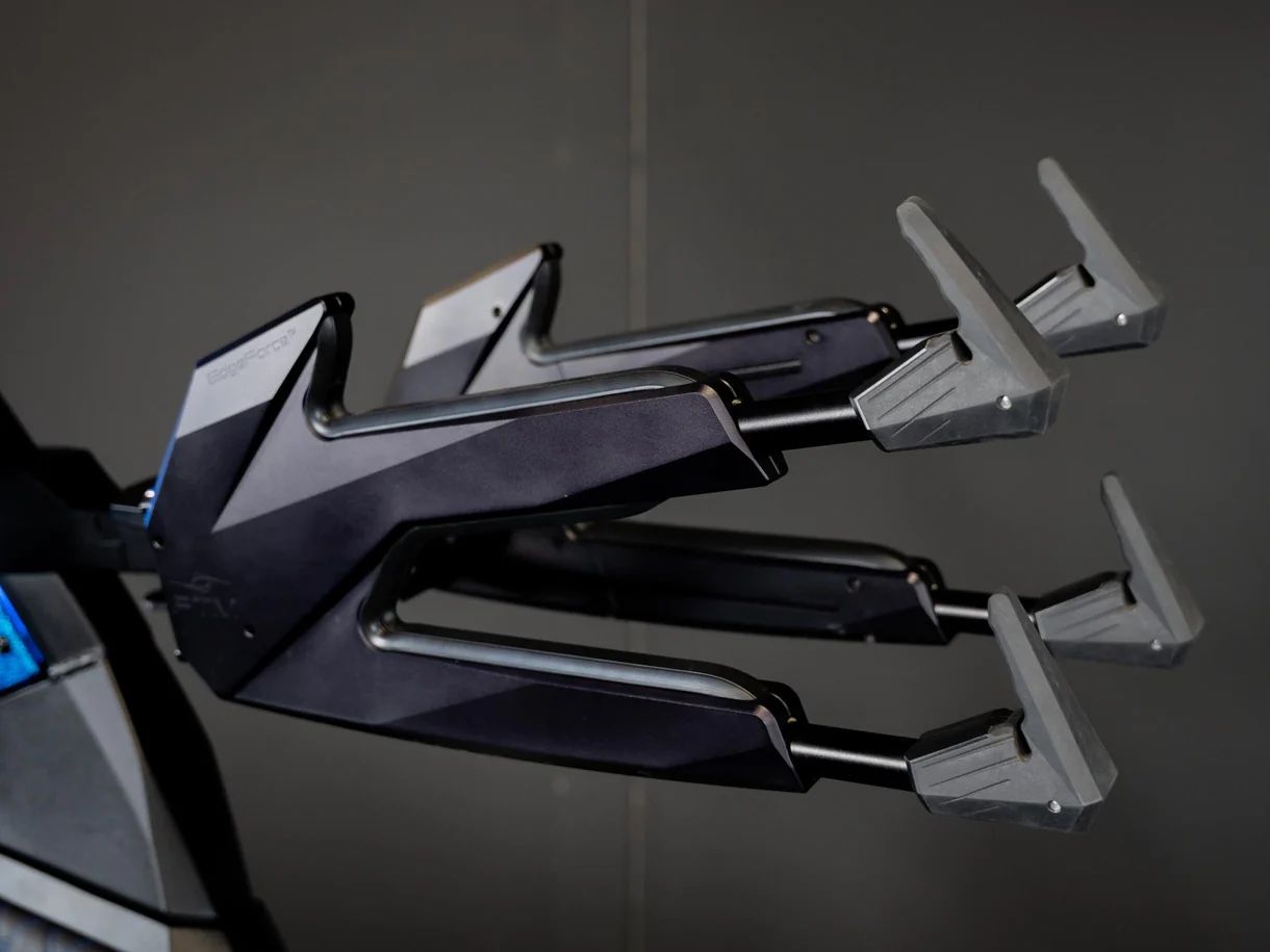 Main image 11