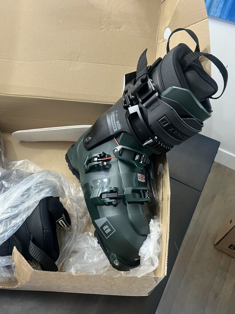 ARMADA AR ONE 130 MV- 2026 Size 10.5 Mondo 28.5