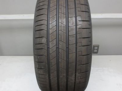 Pirelli P Zero 255/40R19 PZ4 96Y