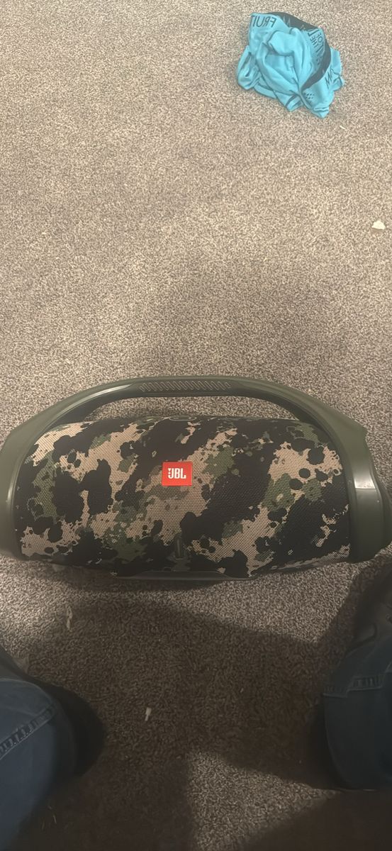 JBL Boombox 2