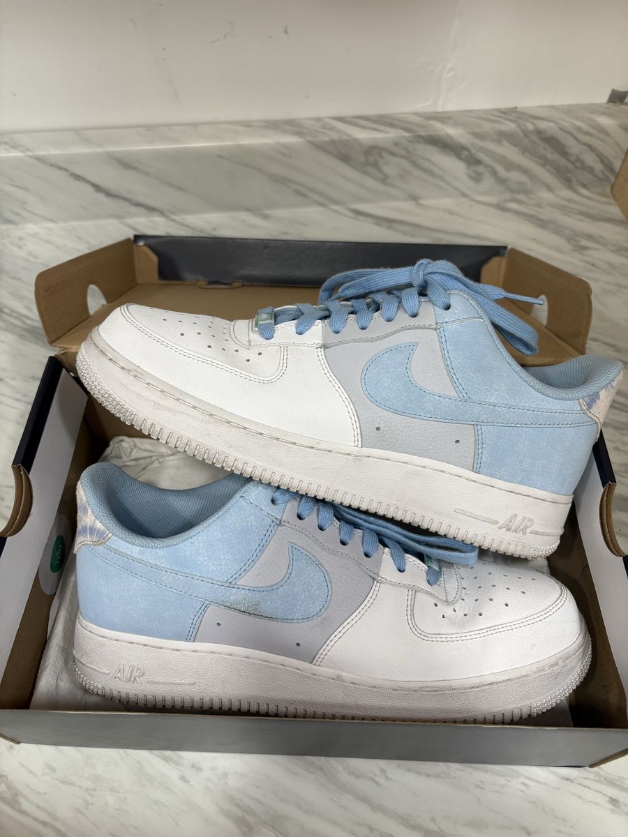 Nike Air Force 1 '07 LV8 “Psychic Blue” size 8.5