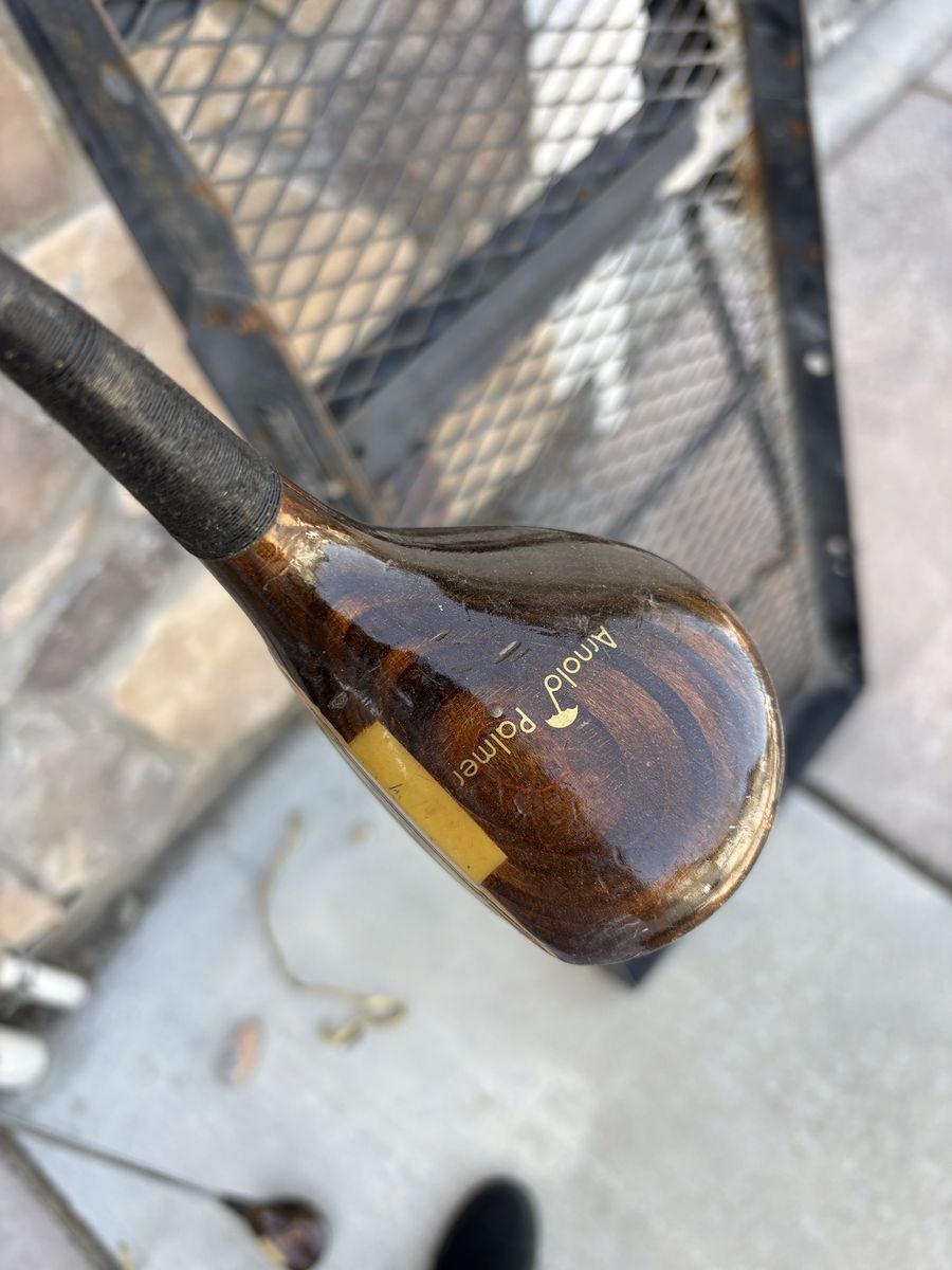 Vintage Arnold Palmer Wood Golf Club - Classic Collectible Driver