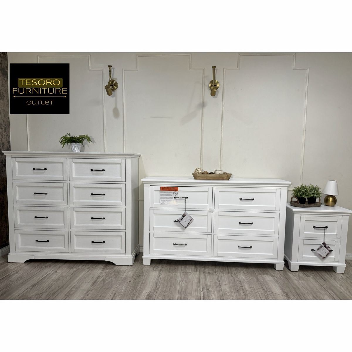 MODERN ROSE DRESSER SET