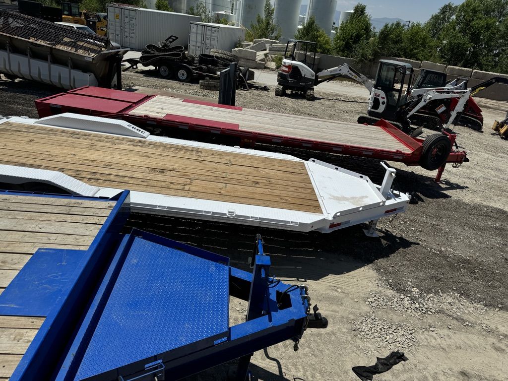 Flatbed Trailers & Dump Trailers for Rent - Dump Trailer, Tilt Deck, Gooseneck