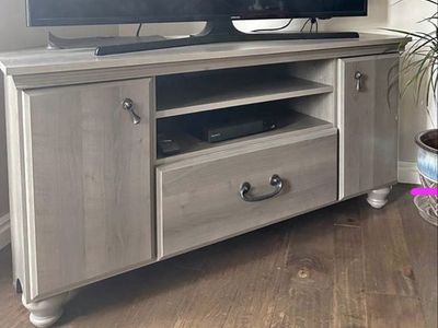 Light Gray Corner TV Stand