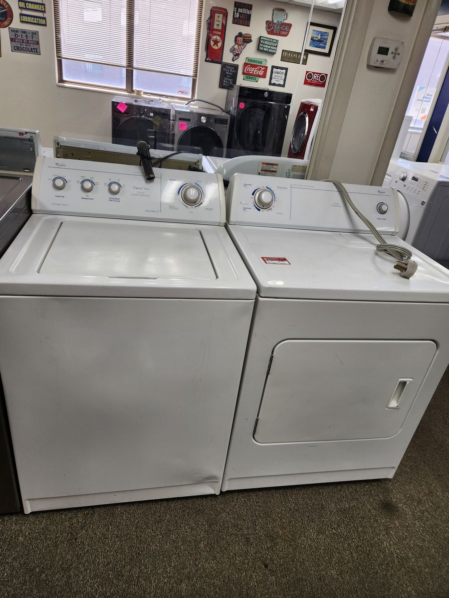 GREAT WHIRLPOOL TOPLOAD WASHER AND ELECTRIC DRYER SET! W-WARRANTY