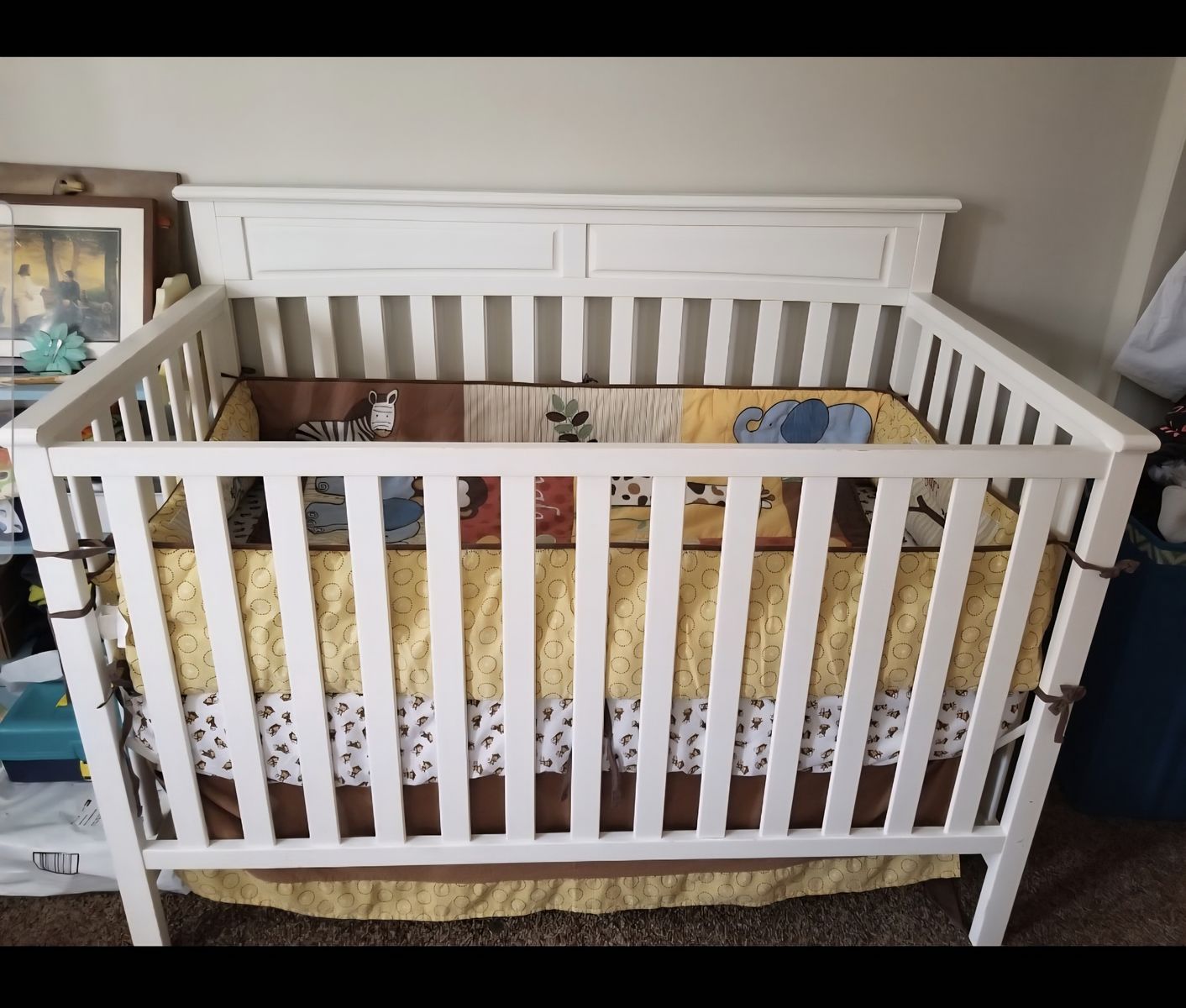 Baby crib 