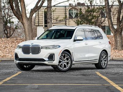 2022 BMW X7 xDrive40i