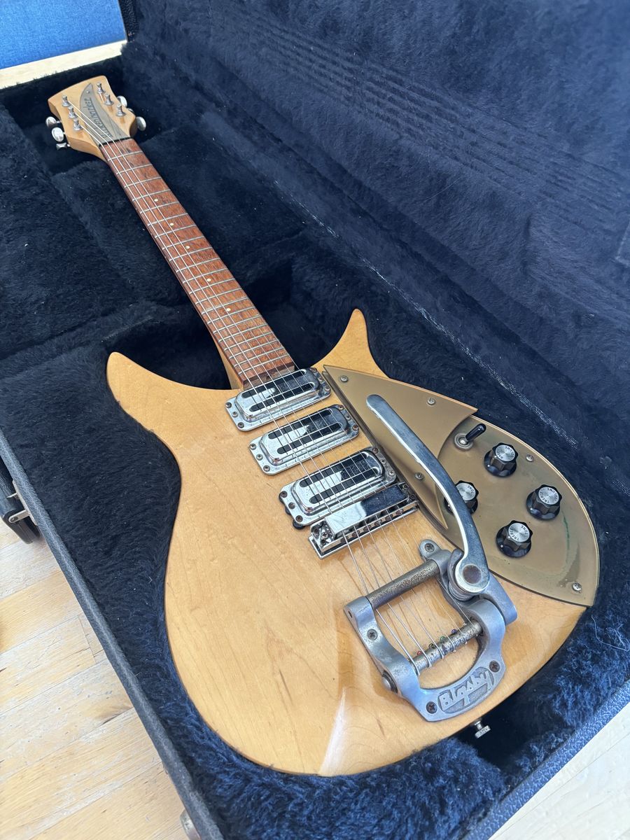 1984 - Rickenbacker 325V59 Mapleglo - John Lennon model