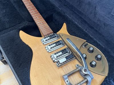 1984 - Rickenbacker 325V59 Mapleglo - John Lennon model