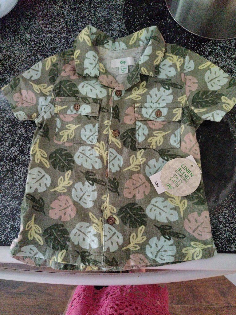 sz. 12-18 mo. cute boys shirt.