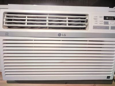 LG AIr Conditioner (window unit)