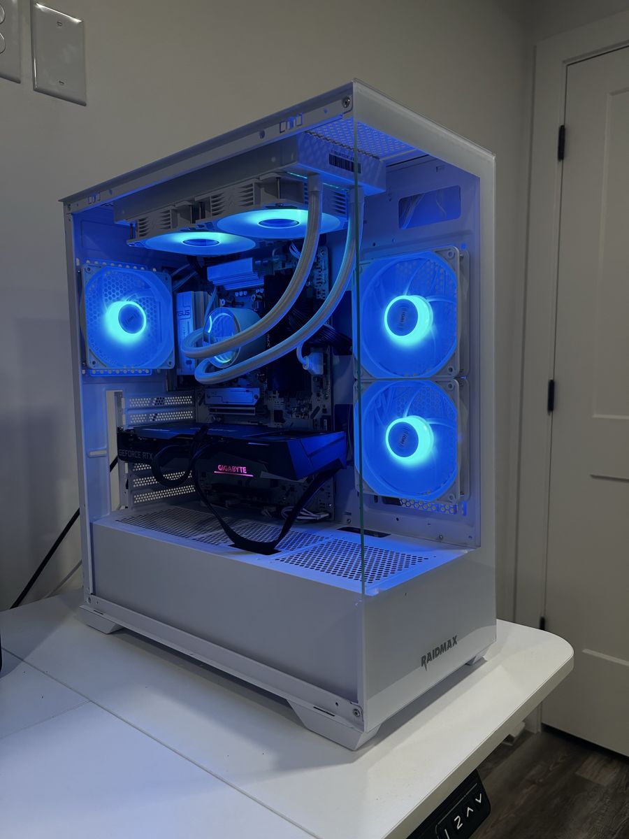 RAIDMAX Custom Gaming PC - NVIDIA RTX Graphics, XPG RAM, ASUS Motherboard, RGB Fans, Liquid Cooling