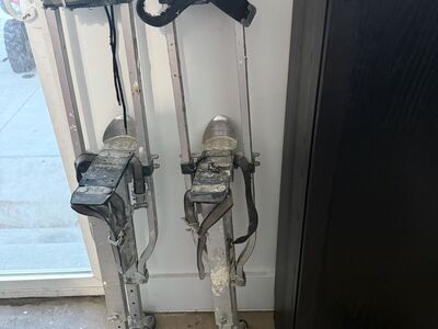 Dura-III drywall Stilt