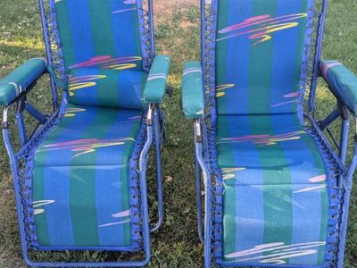 Pair of Blue & Green Striped Zero Gravity Recliner Chairs - Patio/Outdoor Seating. Make offer.
