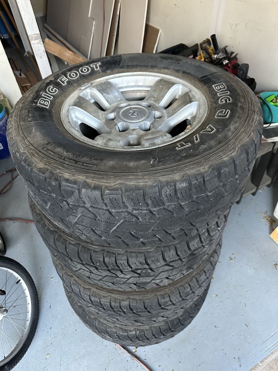 Tacoma wheels and tires 6x5.5