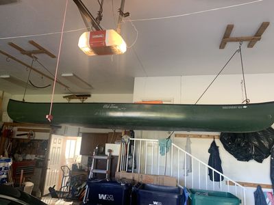 Discovery 169 Canoe