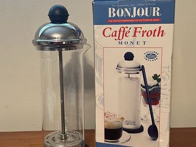 Bonjour Monet Café froth