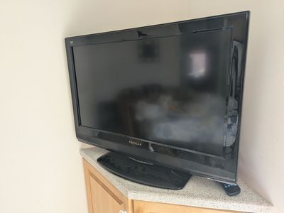 Proscan 32LB45Q lcd TV & Remote