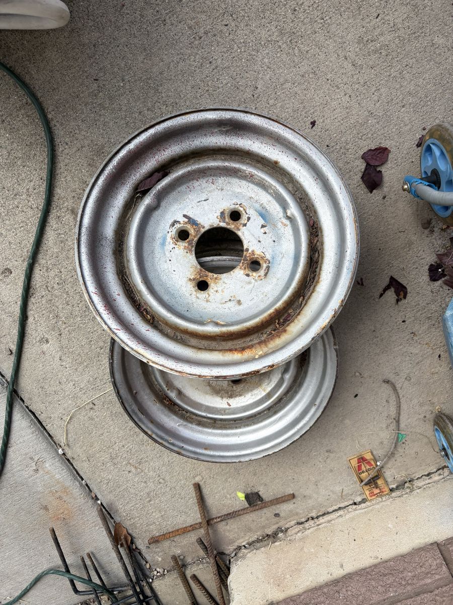 Small trailer rims