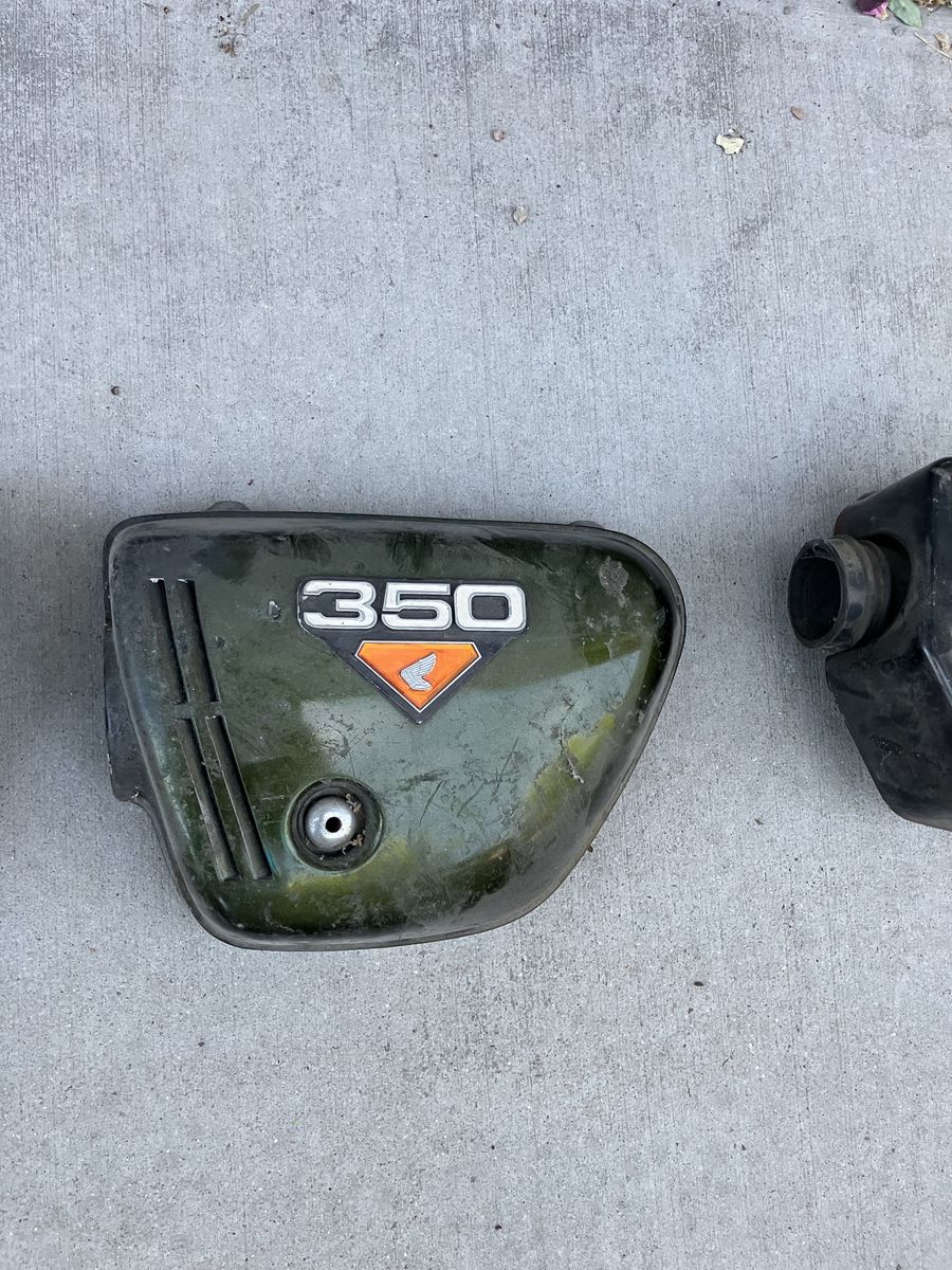1972-1973 Honda cb 350 dual side covers