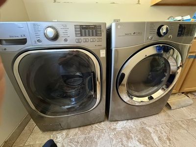 LG Washer (free) & Electric Dryer ($200)