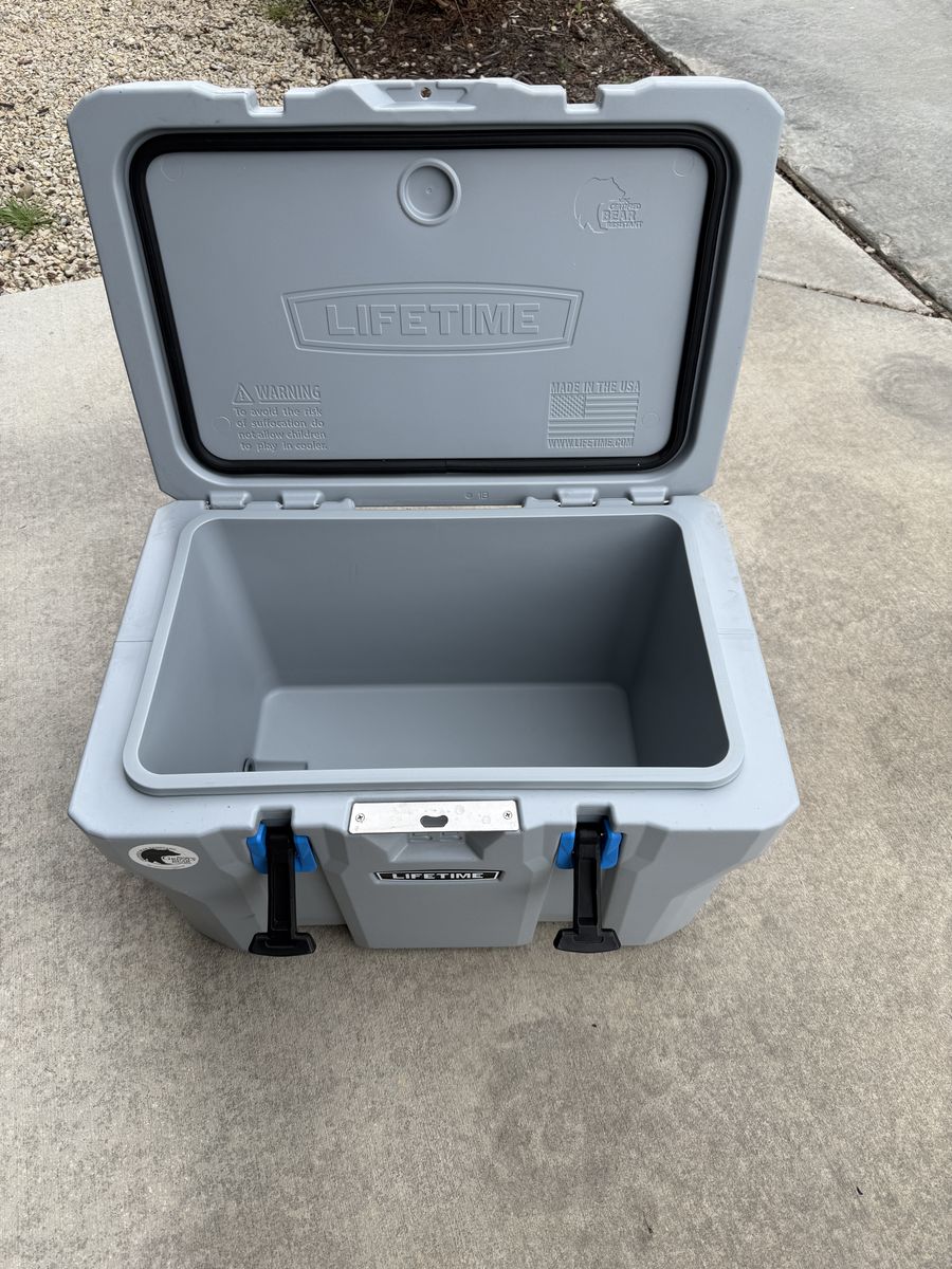 Lifetime 55 Quart Cooler