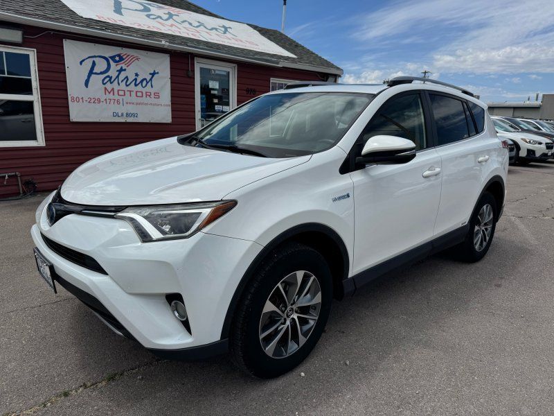 2018 Toyota RAV4 XLE