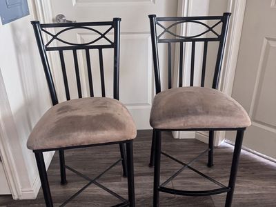 Set of Barstools