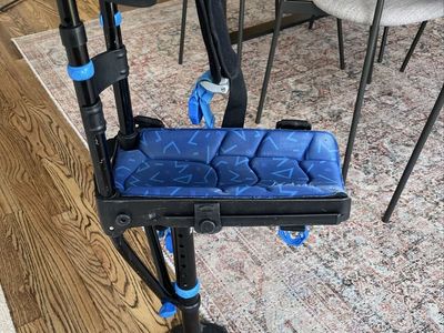 iWalk Free 3.0 Hands-Free Crutch - Knee Crutch Mobility Device