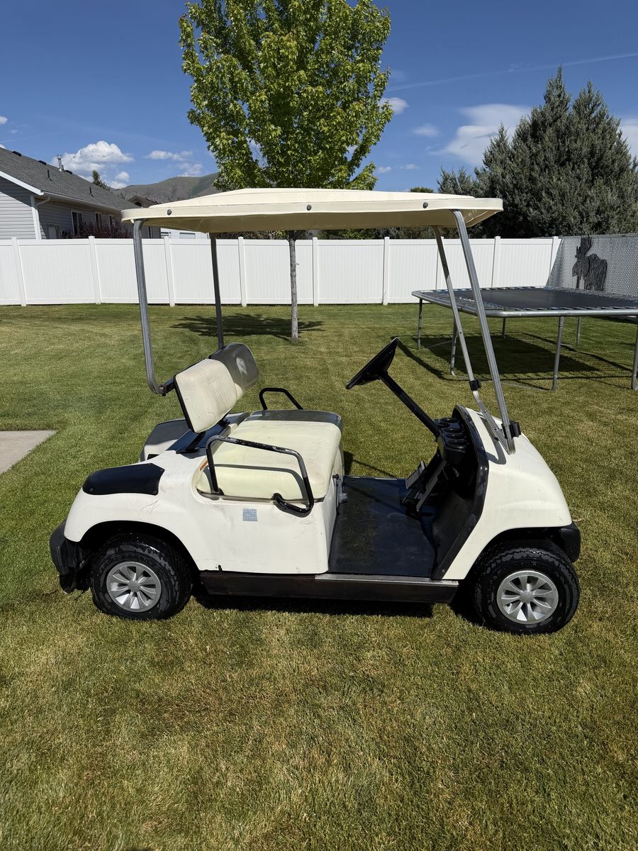 Yamaha Golf Cart.