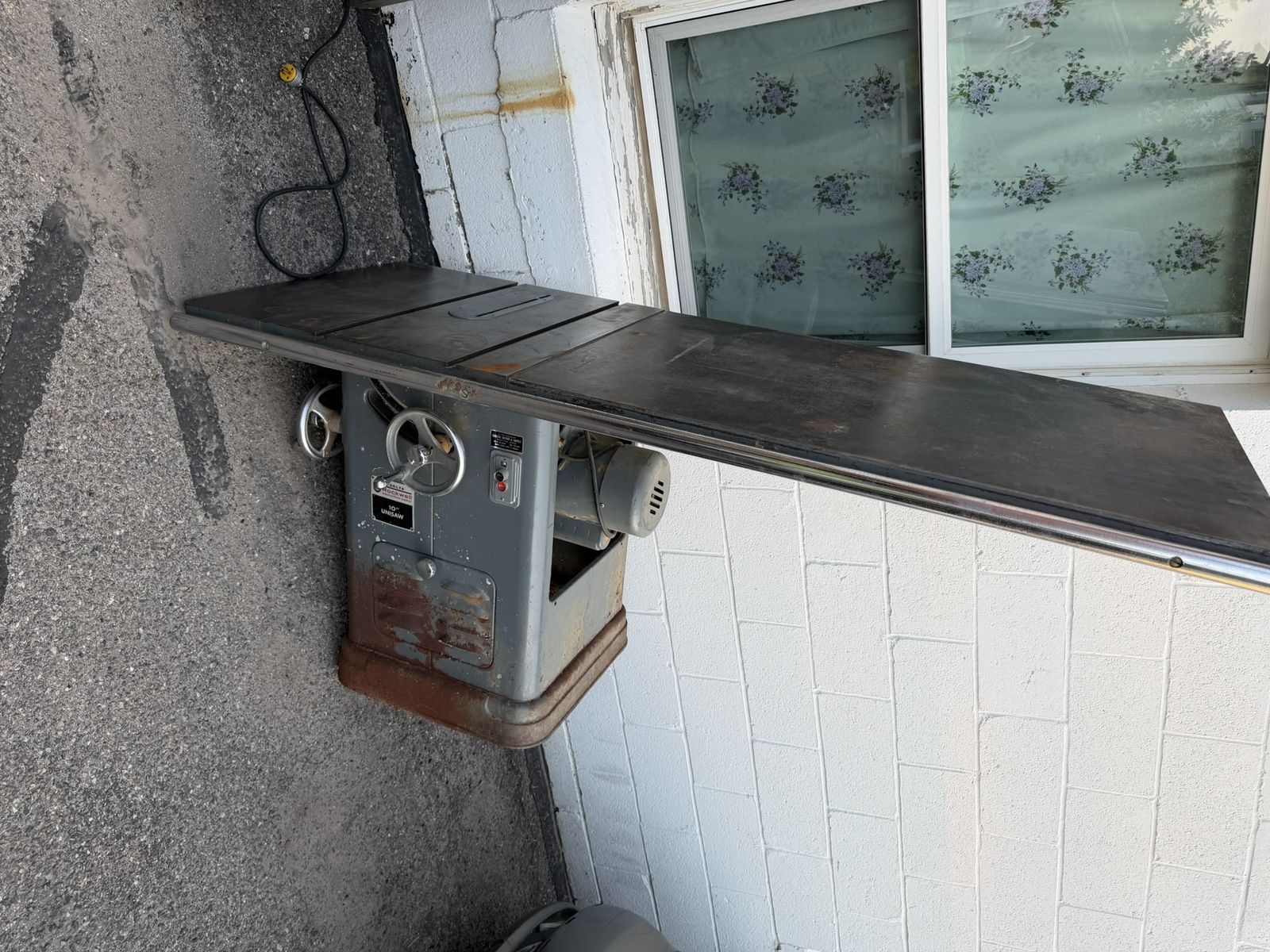 Rockwell Delta 10" Unisaw - $400 OBO