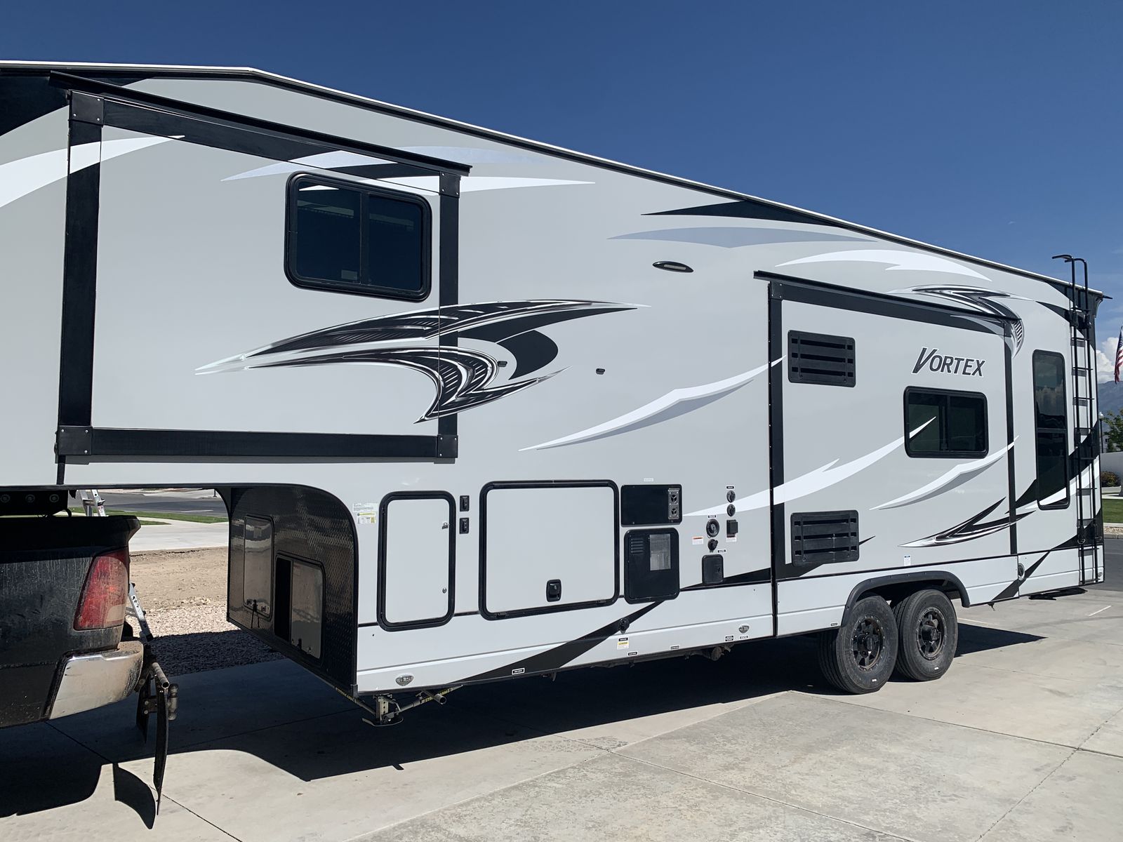 2020 Genesis Supreme Vortex 2814IKS